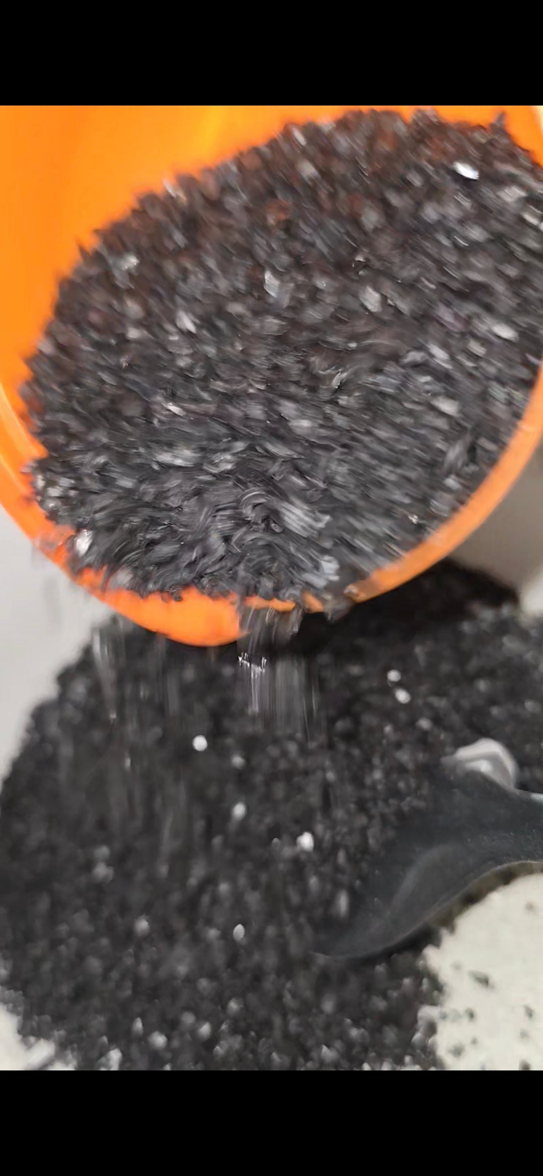 Lunar Lava Bath Soak