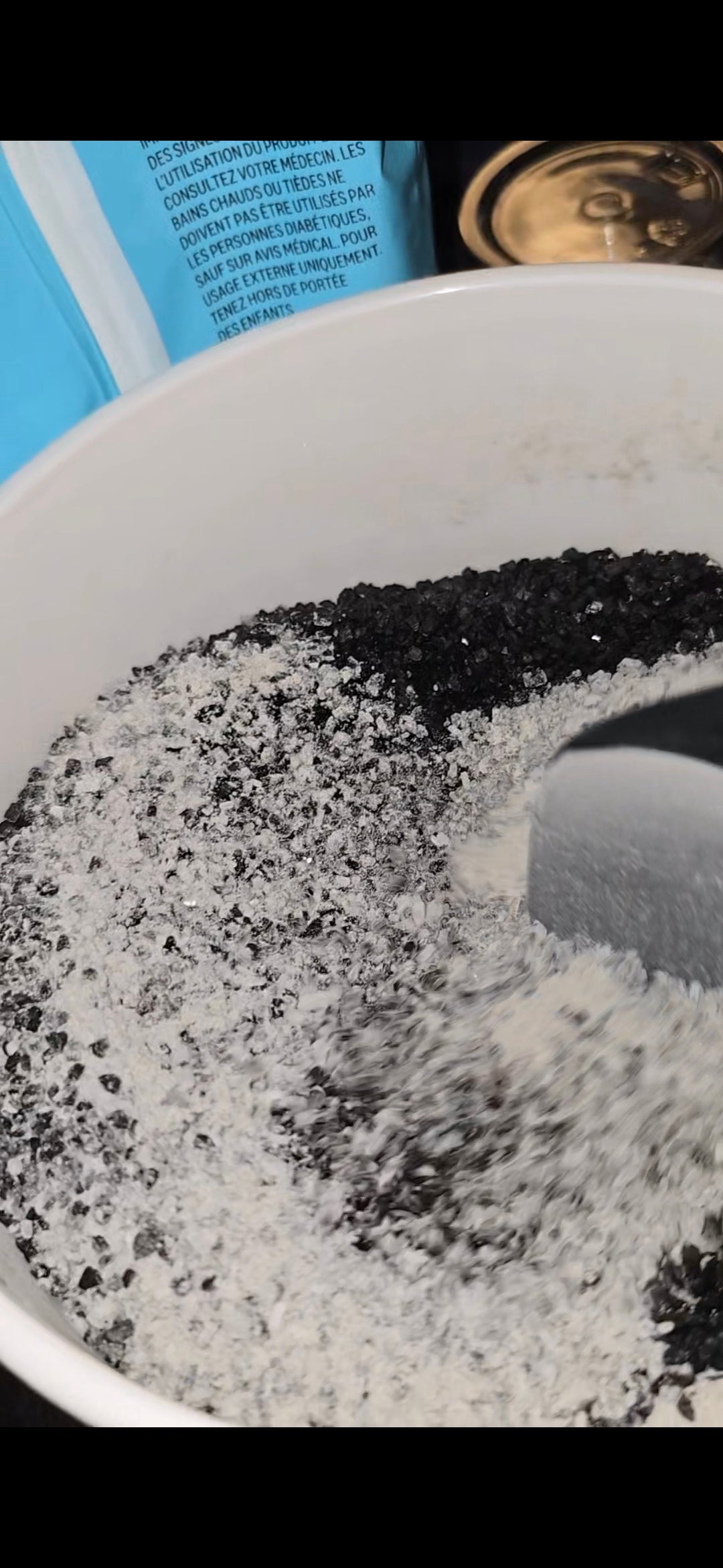 Lunar Lava Bath Soak